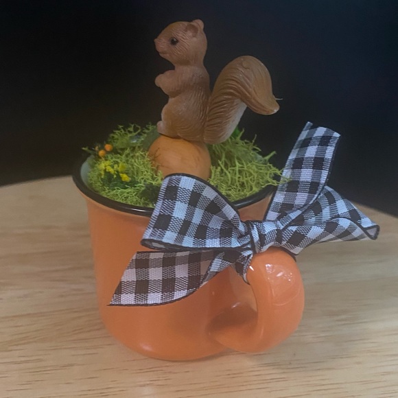 Handcrafted Little Squirrel Scene on Little Demitasse Cup - Picture 6 of 12